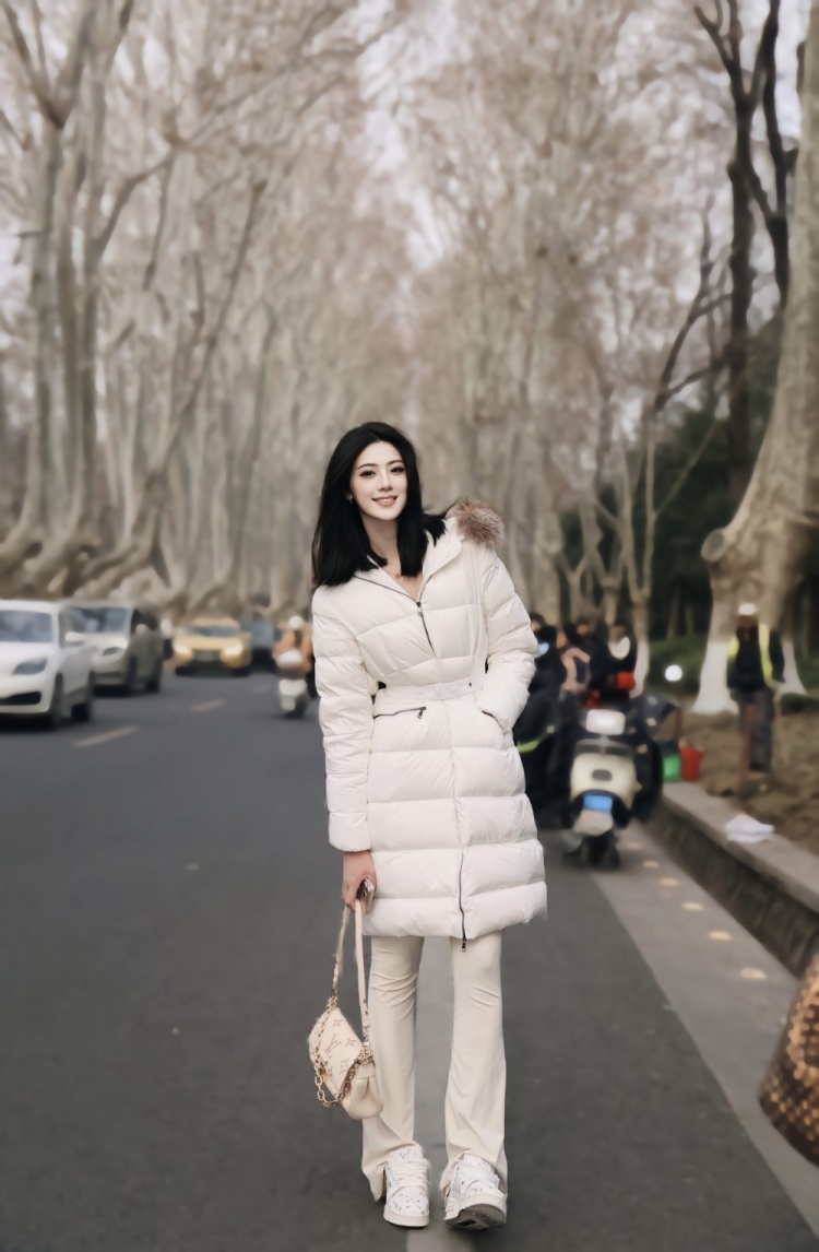  煙雨下江南！卓識游南京：卿言一句梧桐美 吾種梧桐滿京城