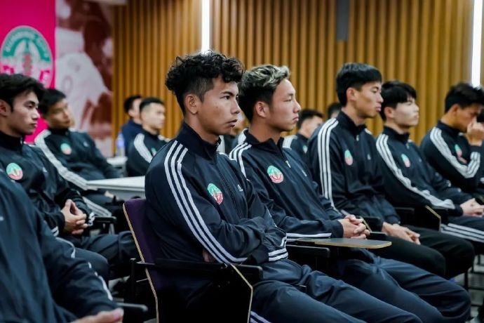  出征中乙！昆明城星足球俱樂部11日舉行新賽季見面會暨出征儀式
