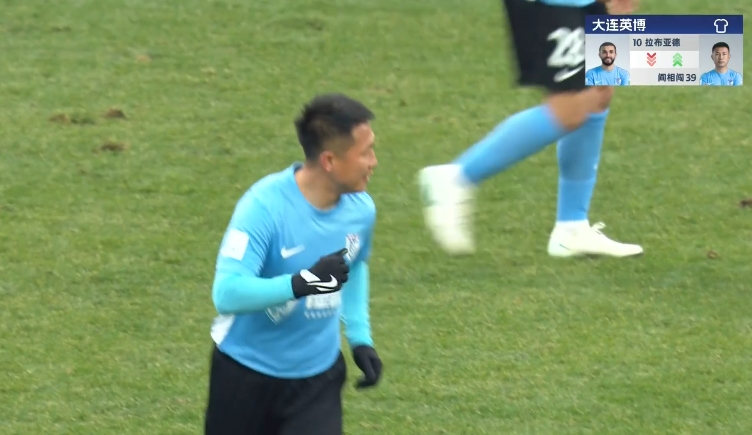  隊長來了！38歲閻相闖替補登場，上演賽季&重返中超首秀！